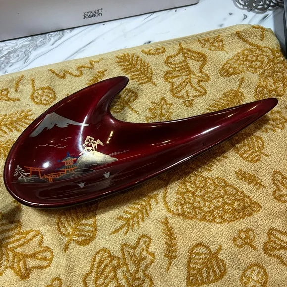 50’s CERAMIC ASHTRAY & LIGHTER Set oxblood MOP inlaid boomerang Japan